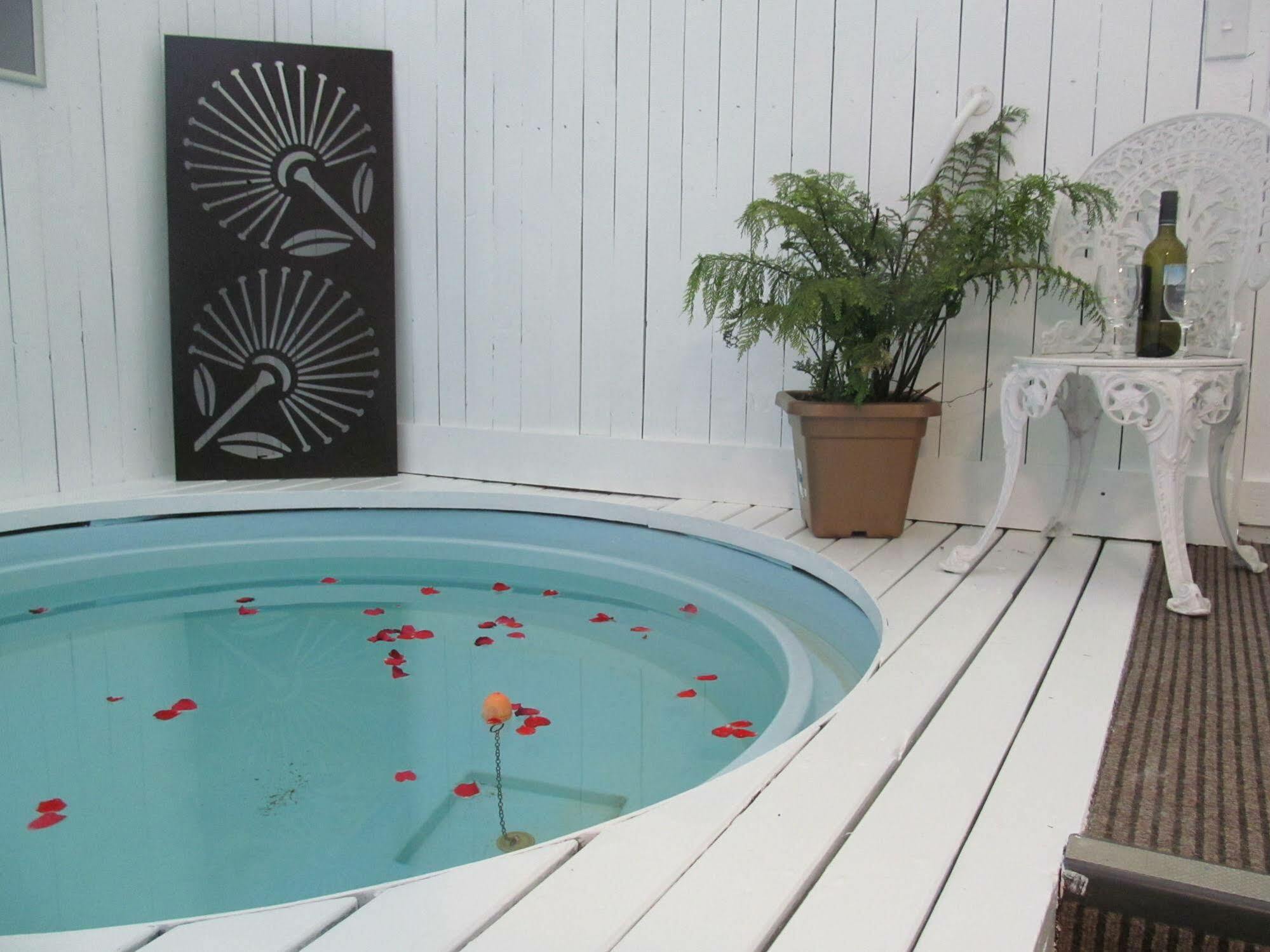 Phoenix Thermal Resort - Taupo Kültér fotó
